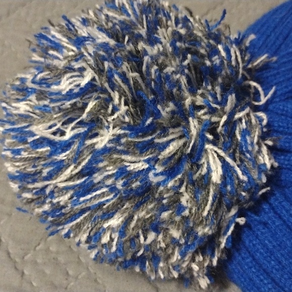 Blue and Gray Pom-Pom Beanie - Picture 3 of 6
